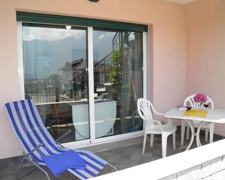 Camilla Apartment Vercana